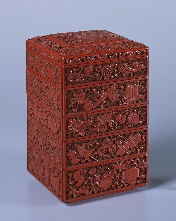 作品画像:堆朱重箱
