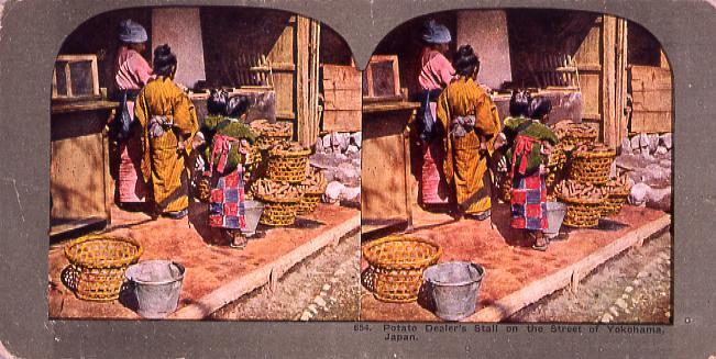 作品画像:Potato Dealer’s Stall on the Street of Yokohama,Japan.654