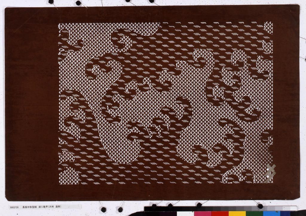 作品画像:長板中形型紙 波に亀甲(大判 追掛)