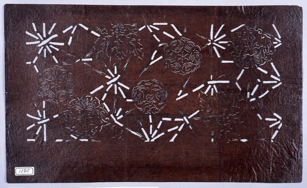 作品画像:長板中形型紙 花丸に麻の葉 (小判 追掛)