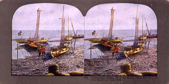 作品画像:Yokohama,Japan.Fishing Boats HighAnd Dry on the BeachAt Low Tide.659