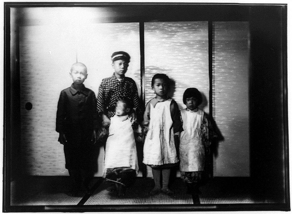 作品画像:5人の子供