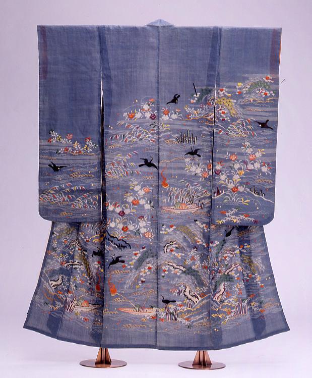 作品画像:藍鼠麻地御所解文様鵜飼振袖帷子