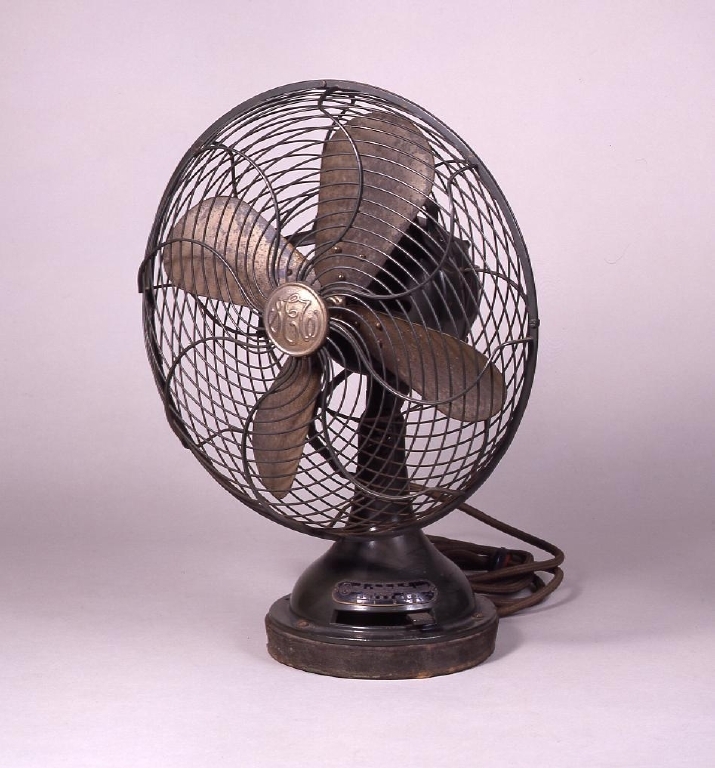 作品画像:電気扇風機