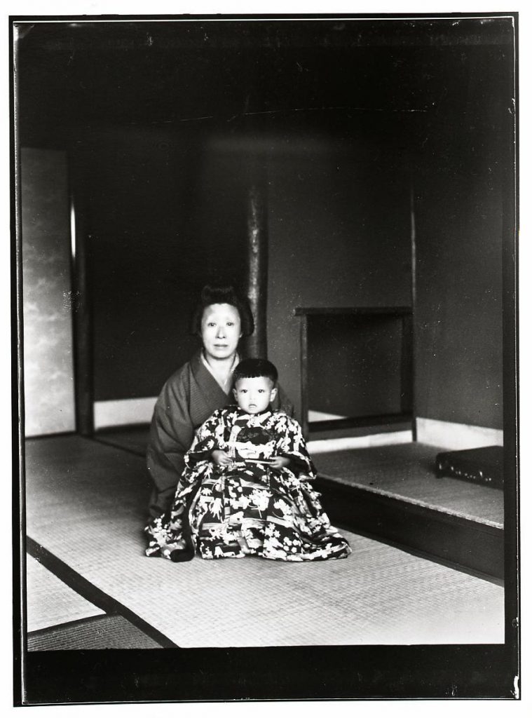 作品画像:女性と男児