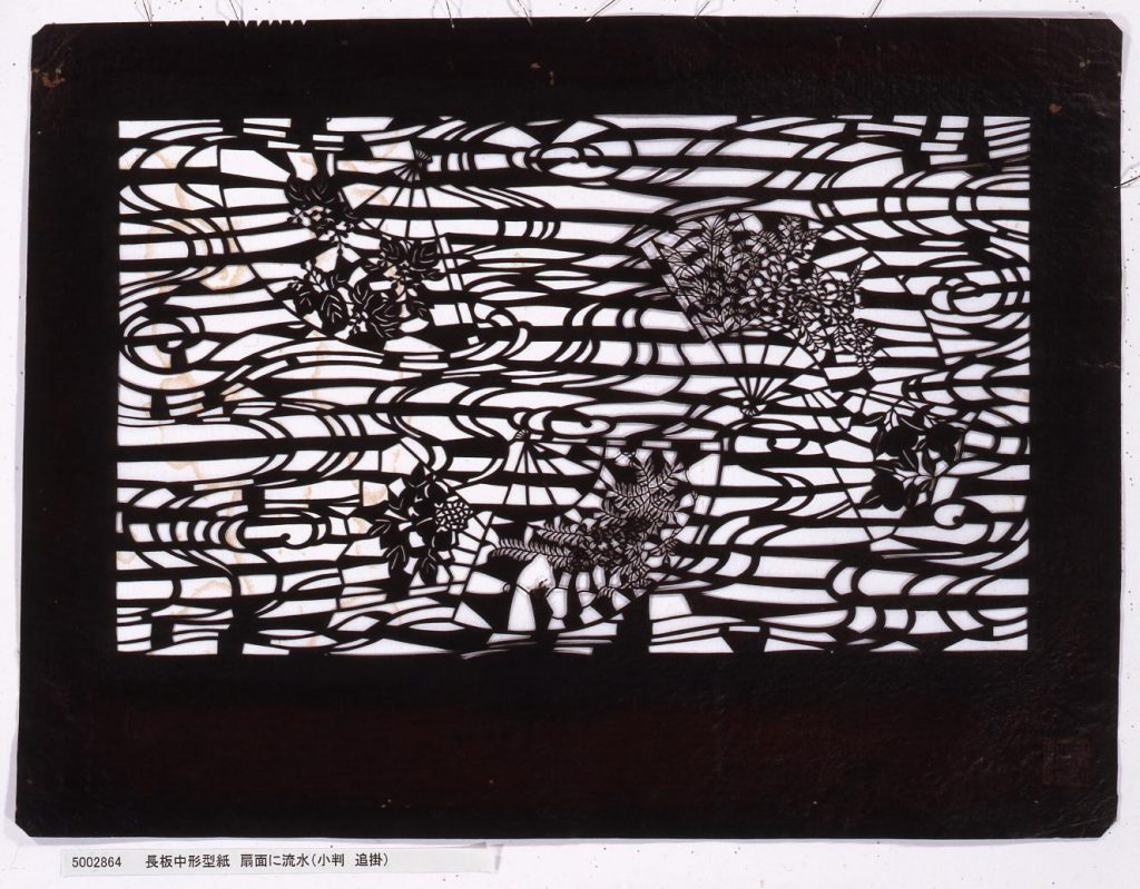 作品画像:長板中形型紙 扇面に流水(小判 追掛)