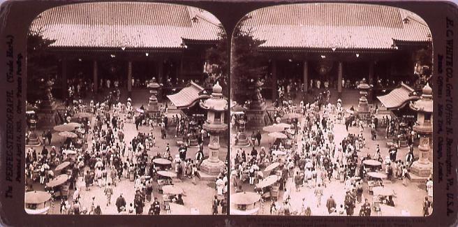 作品画像:Crowds flocking to the great Buddist Temple,Asakusa Kwannon,Tokio-the most popular inAll Japan. 3873