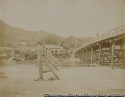 宇治橋