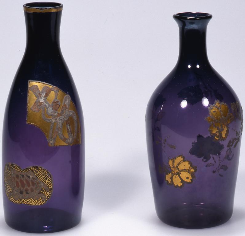 作品画像:紫色寿と亀絵入り徳利
