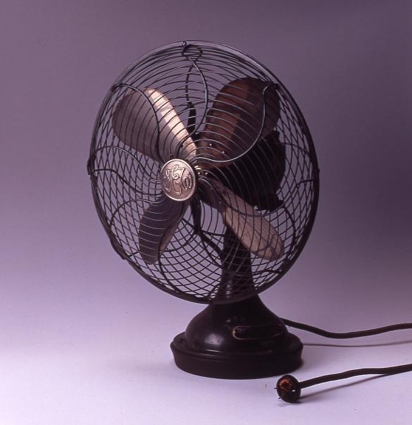 作品画像:電気扇風機