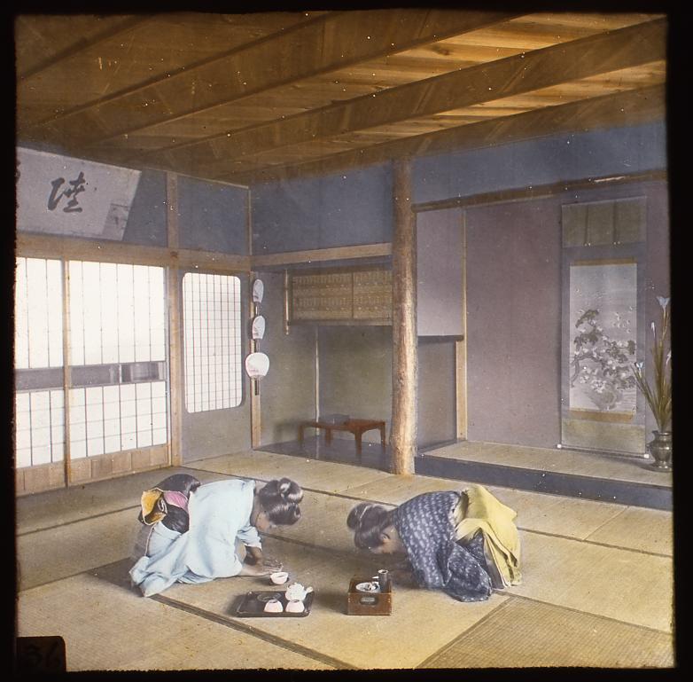 作品画像:和室で挨拶をする女性たち