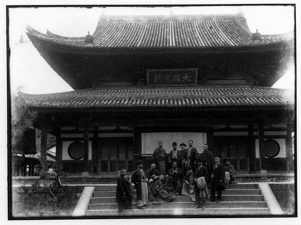 作品画像:宇治 大権寶殿前記念写真
