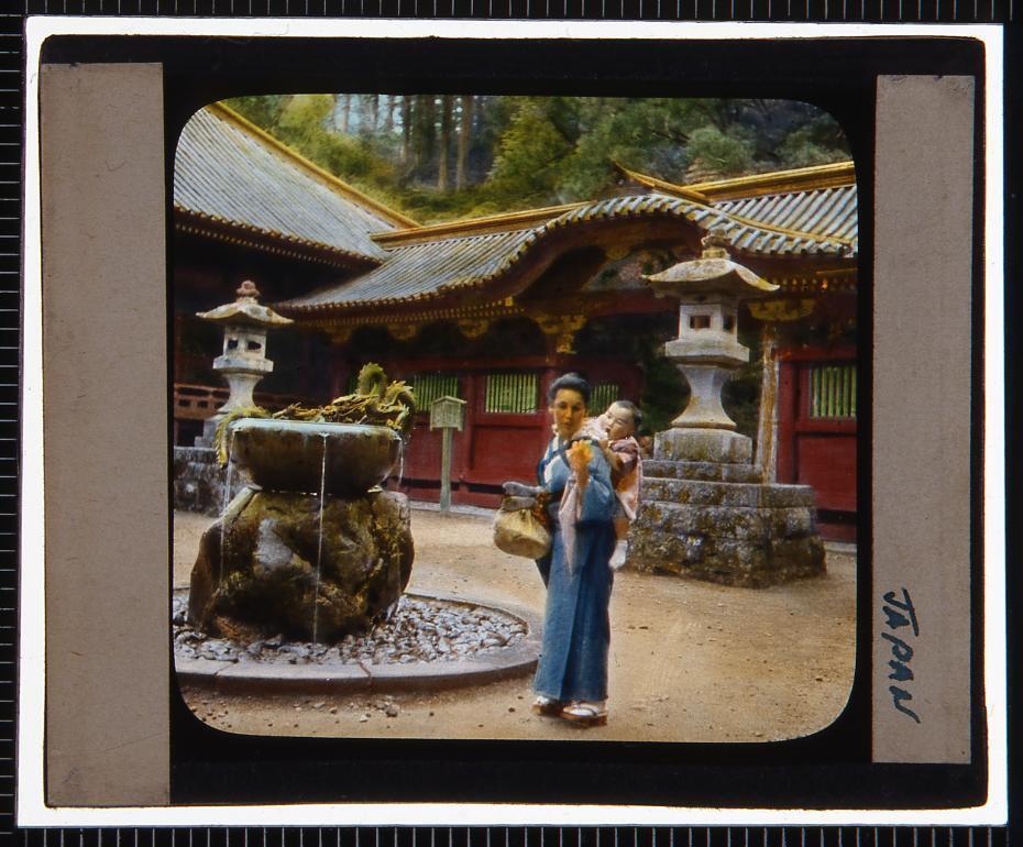 作品画像:寺(幻燈原板)