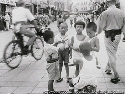 作品画像:浅草六区の子供たち