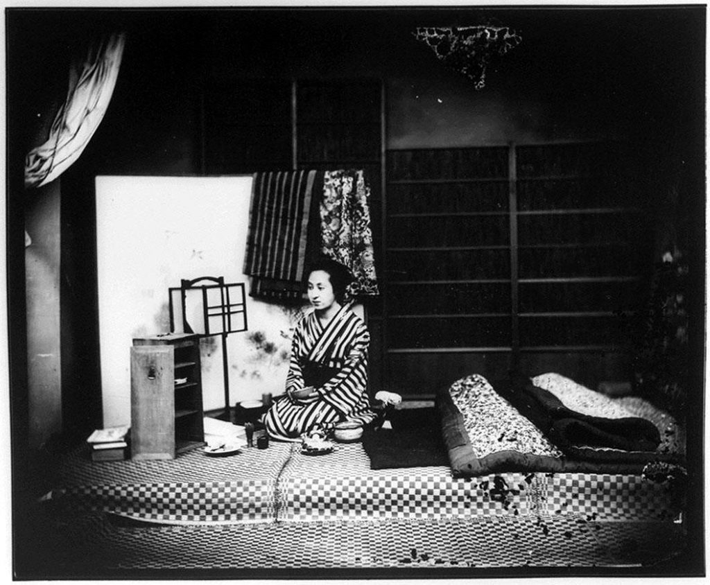 作品画像:寝床の女性