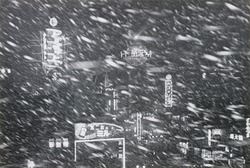作品画像:(雪の夜の街)