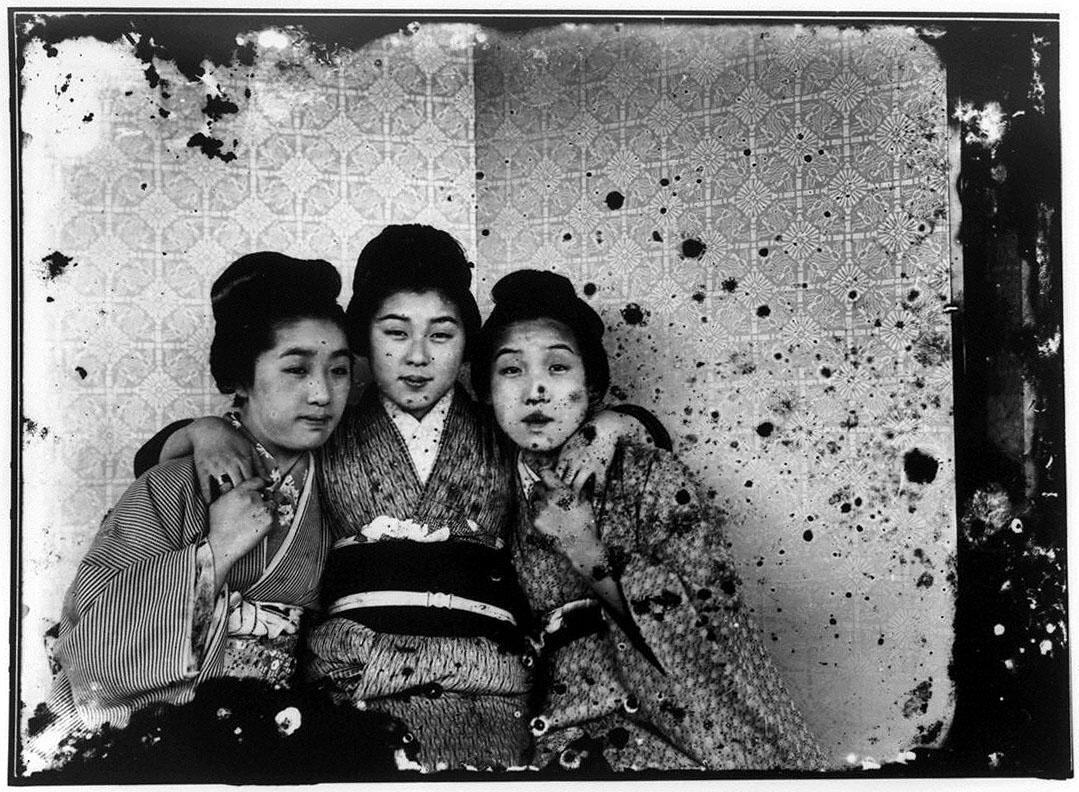 Three Geisha