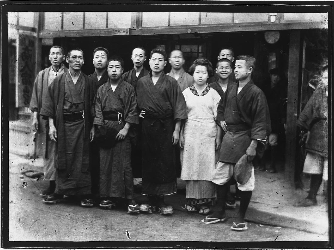 Group Photograph Outside the Yamazuru, an Inn Catering to Business Travelers