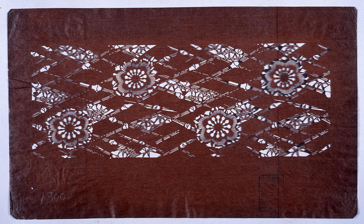 長板中形型紙 菱竹に梅 (小判 追掛)