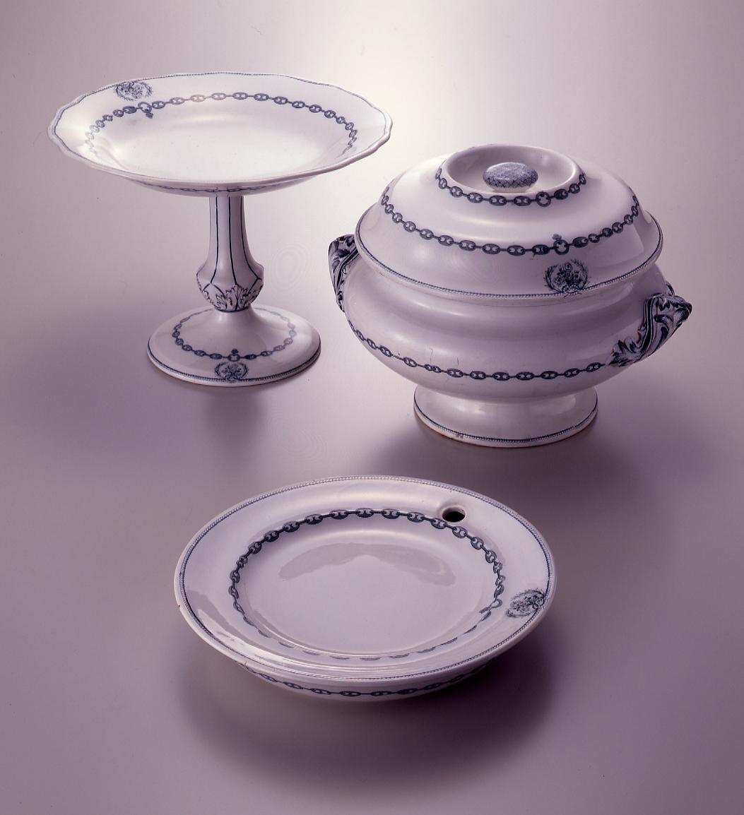 Fruit Compote (Porcelain) (Shogunate Warship Second Nagasakimaru-related Document)