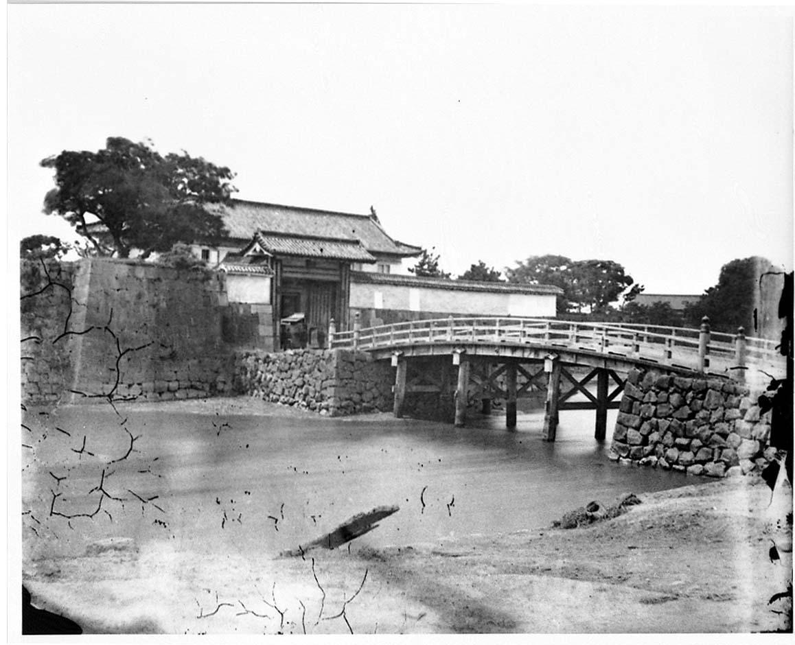 旧江戸城写真ガラス原板 呉服橋門(外側)