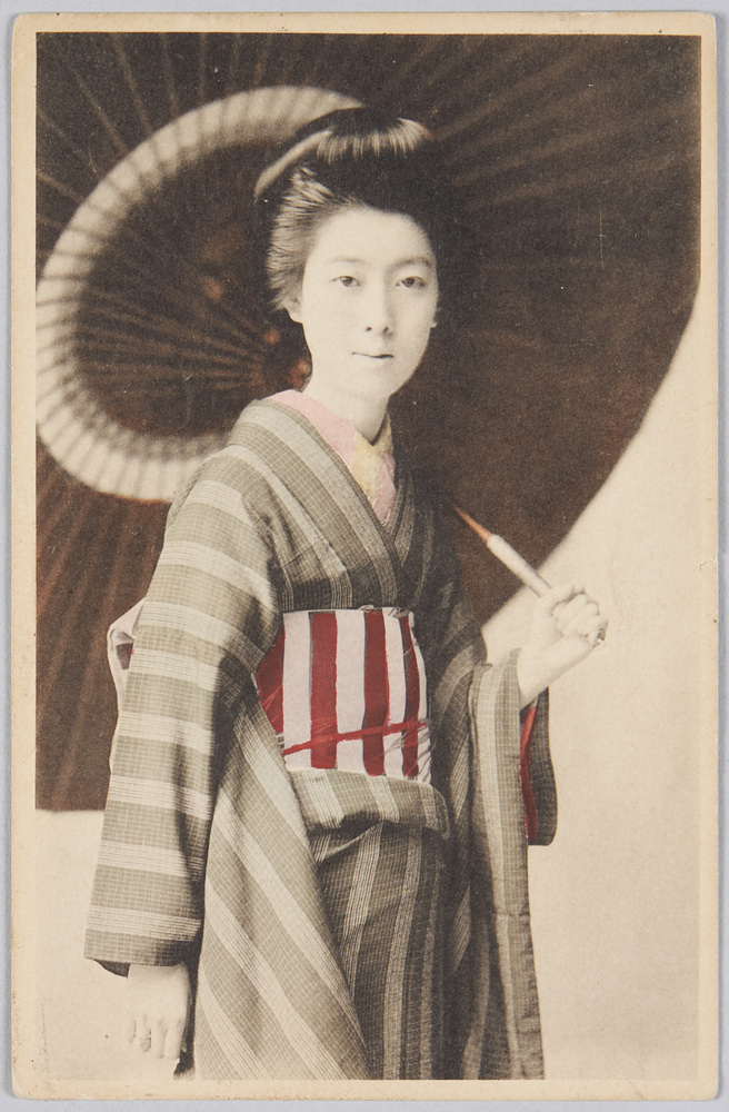 作品画像:着物姿の女性