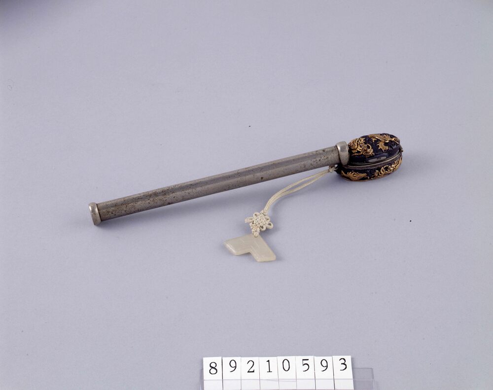 作品画像:龍図彫金矢立