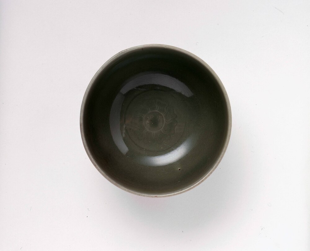 作品画像:青磁碗