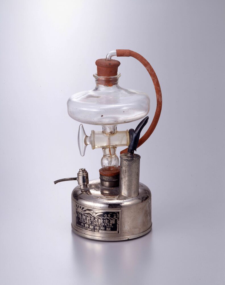 作品画像:酸素吸入器