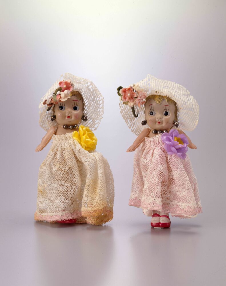作品画像:セルロイド人形 踊り子風