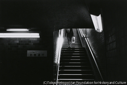 作品画像:中央区日本橋 地下鉄日本橋駅