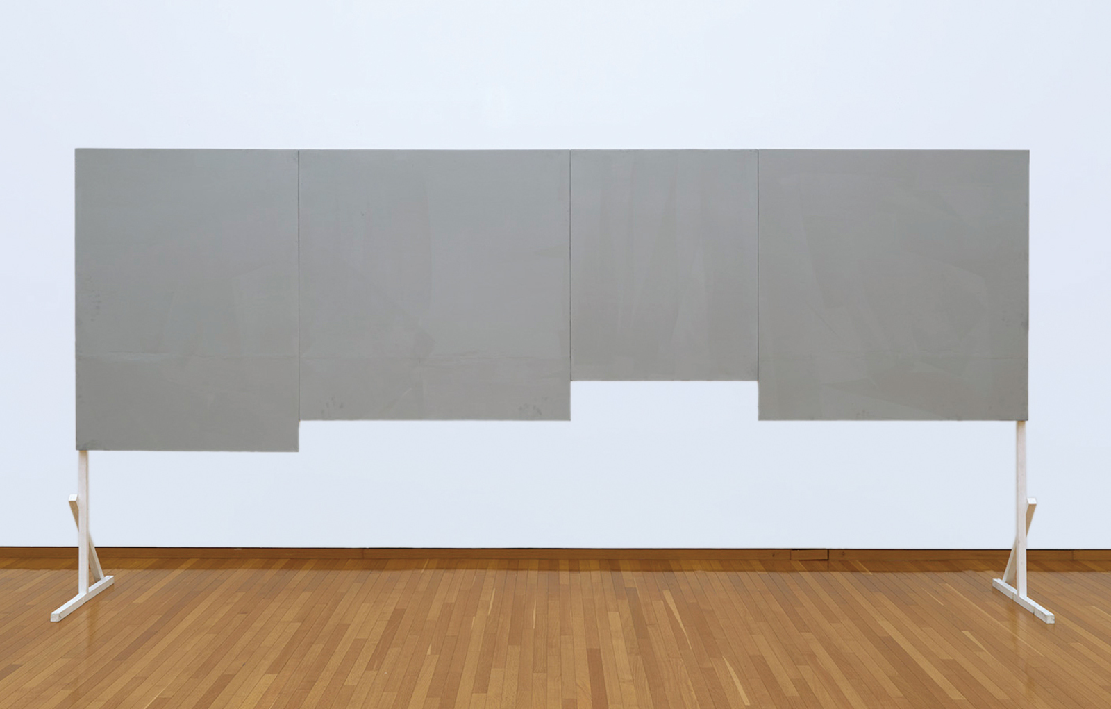 4つの絵画と自立するための脚 | ToMuCo - Tokyo Museum Collection