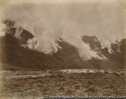 作品画像:磐梯山・蒸気噴吐土石流出