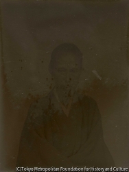 作品画像:小島呉一郎の妻「とを」肖像写真