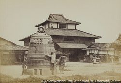 作品画像:寺(方広寺か)の大鐘、京都
