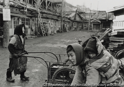 作品画像:石坂洋次郎『若い人』魚臭漂う港附近