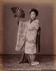 作品画像:京都の舞妓の舞
