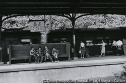 作品画像:鶯谷駅