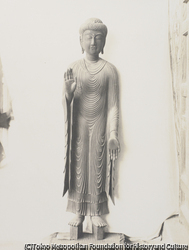 作品画像:西大寺 釈迦如来像