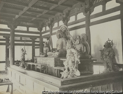 作品画像:法隆寺 釈迦三尊四天王像