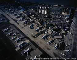 作品画像:羽田空港