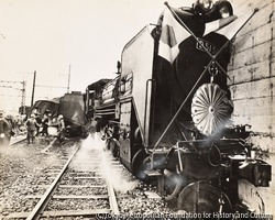 作品画像:(列車と脱線事故)