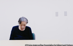 作品画像:母、病院の面会室にて 2