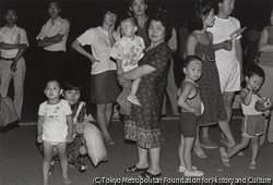 作品画像:盆踊りの日、東京