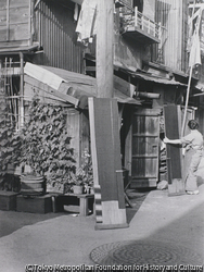 作品画像:はり板のある小路