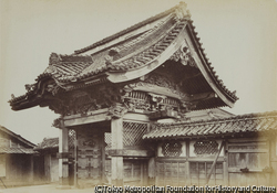 作品画像:築地門跡寺の山門