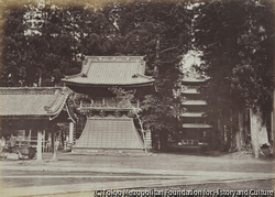 作品画像:池上の太鼓堂と塔