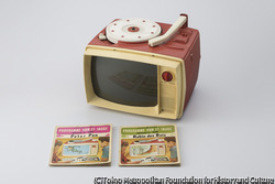 作品画像:テレビ・レコード・プレーヤー