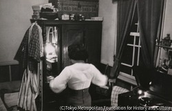 作品画像：夜の蝶へ