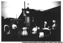 作品画像:テレビ時代の幕あけ(浅草・蟻の町)
